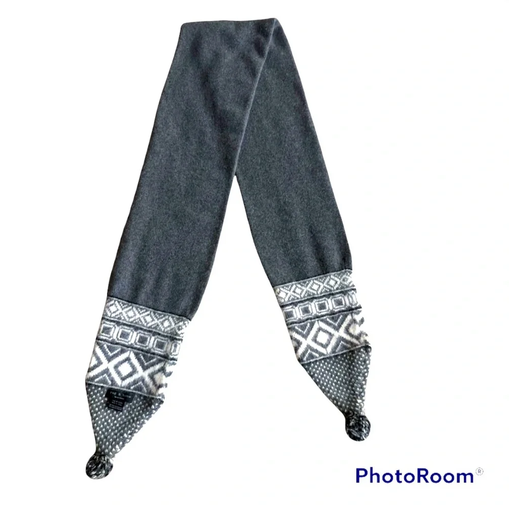 Merino Wool Charcoal Gray Rag & Bone Fair isle Wool Scarf with Pom Poms - Picture 1 of 5
